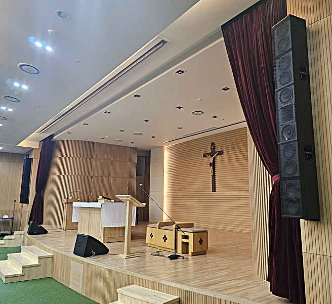 KV2 Audio’s ESR106 active column array system was an ideal choice for the project