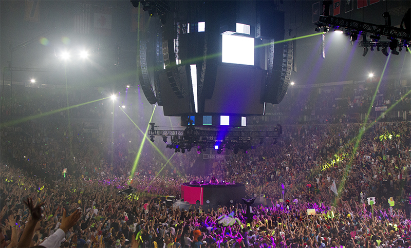 Among VER’s many clients is Bassnectar, for whom the company supplied a 360° Meyer Sound LEO array (with ample LF, of course) for 17,000 fans at this 2013 New Year’s Eve arena show.