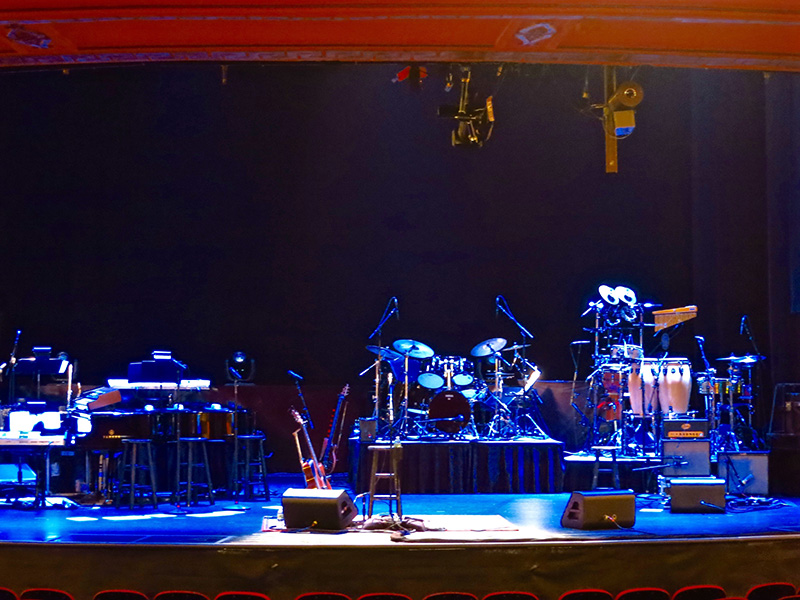 Setup for the show in New York's legendary Apollo Theater, with James Taylor doing a live Sirius/XM broadcast concert with an invited audience to support his 'Before This World' album release (c) David Morgan