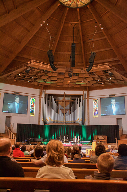 Roswell United Methodist Church in Roswell, GA upgraded with a Martin Audio MLA Mini system to provide precise sonic control while embracing the sanctuary’s high domed ceiling and excellent natural acoustic properties.