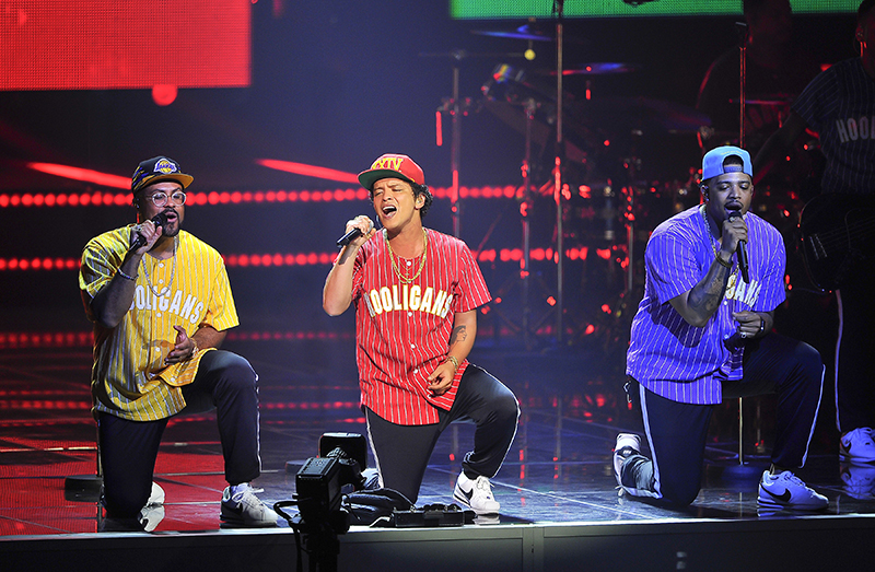 Bruno Mars 24K Magic Tour photo by Steve Jennings