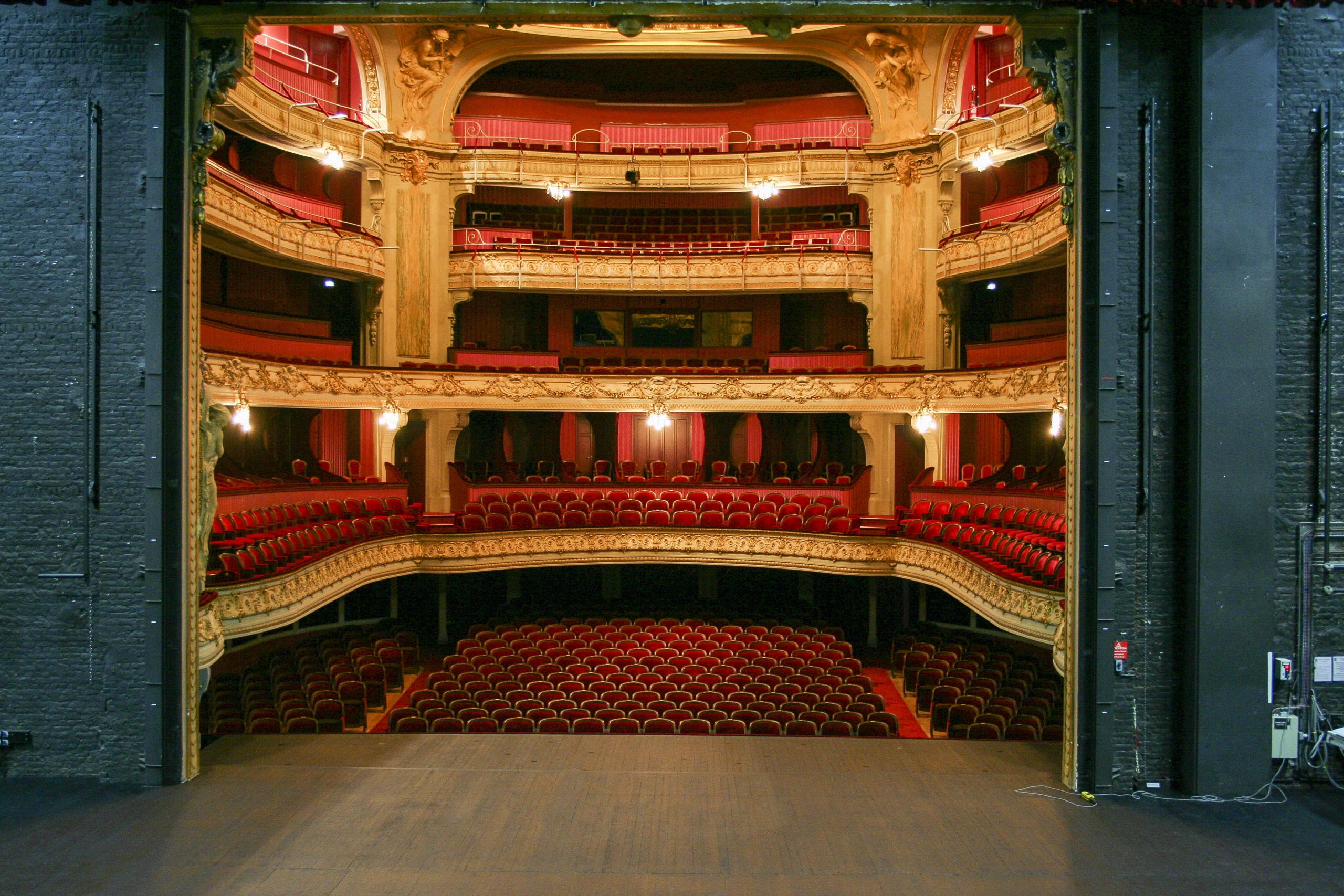 The neoclassical Opéra de Lille was built between 1907 and 1913 and inaugurated in 1923.